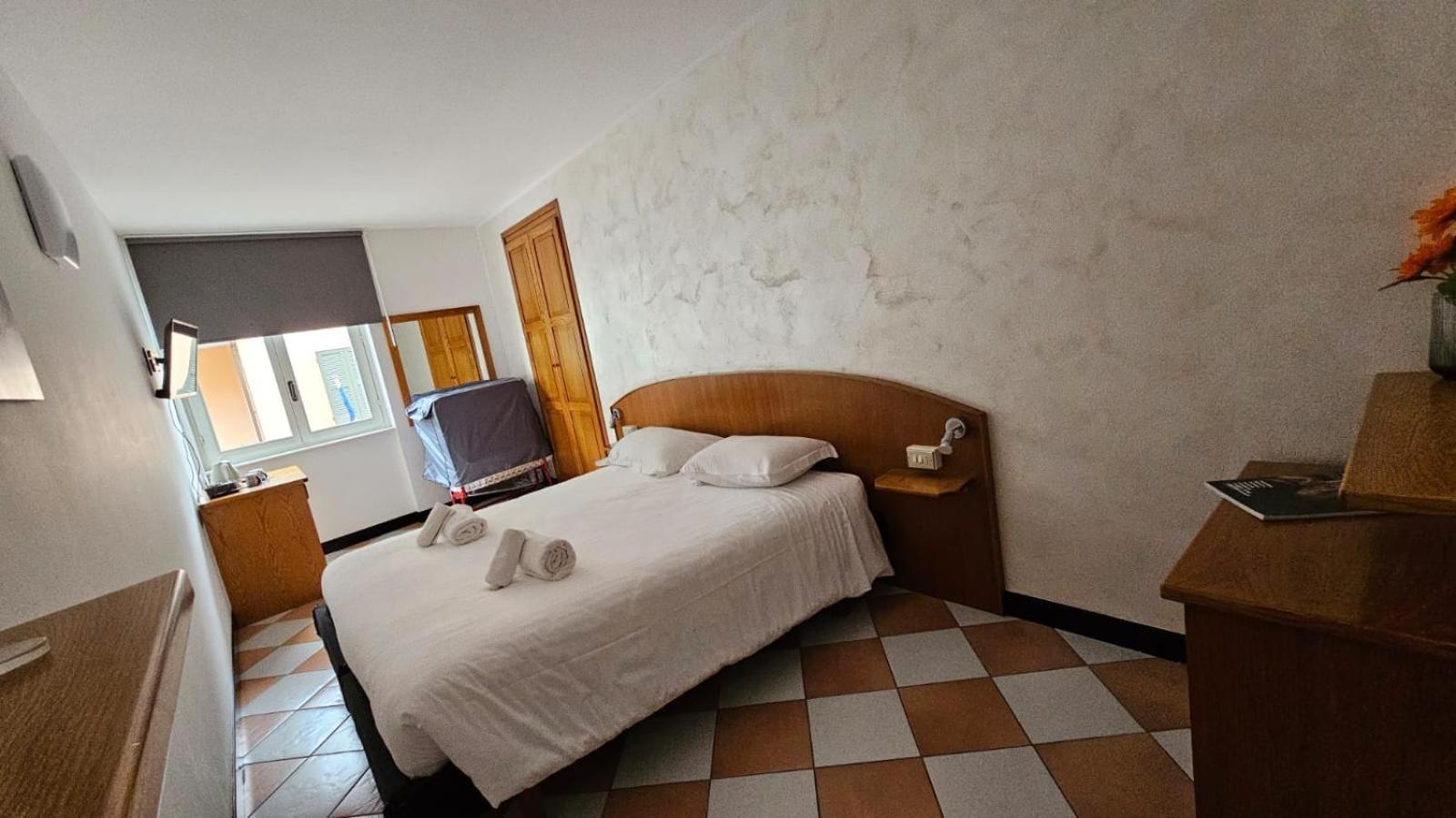 Hotel Montecodeno Varenna Exterior photo