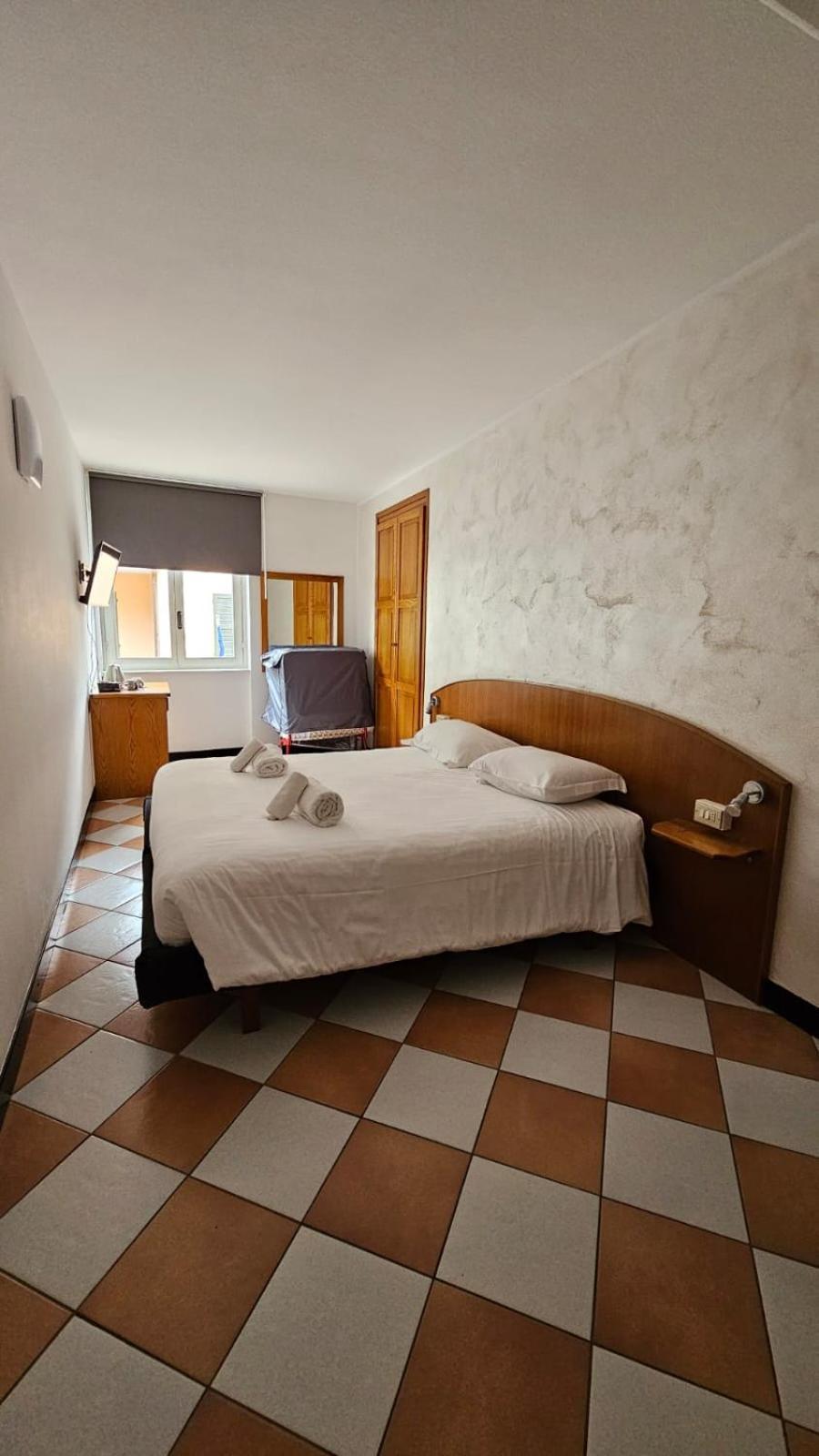 Hotel Montecodeno Varenna Exterior photo
