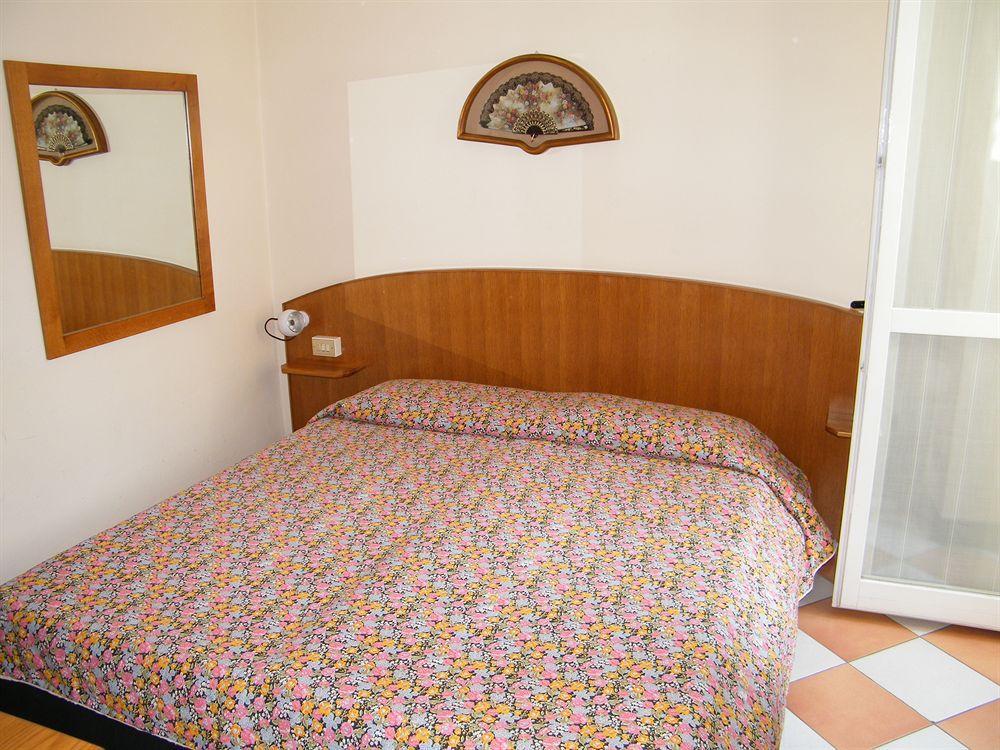 Hotel Montecodeno Varenna Exterior photo