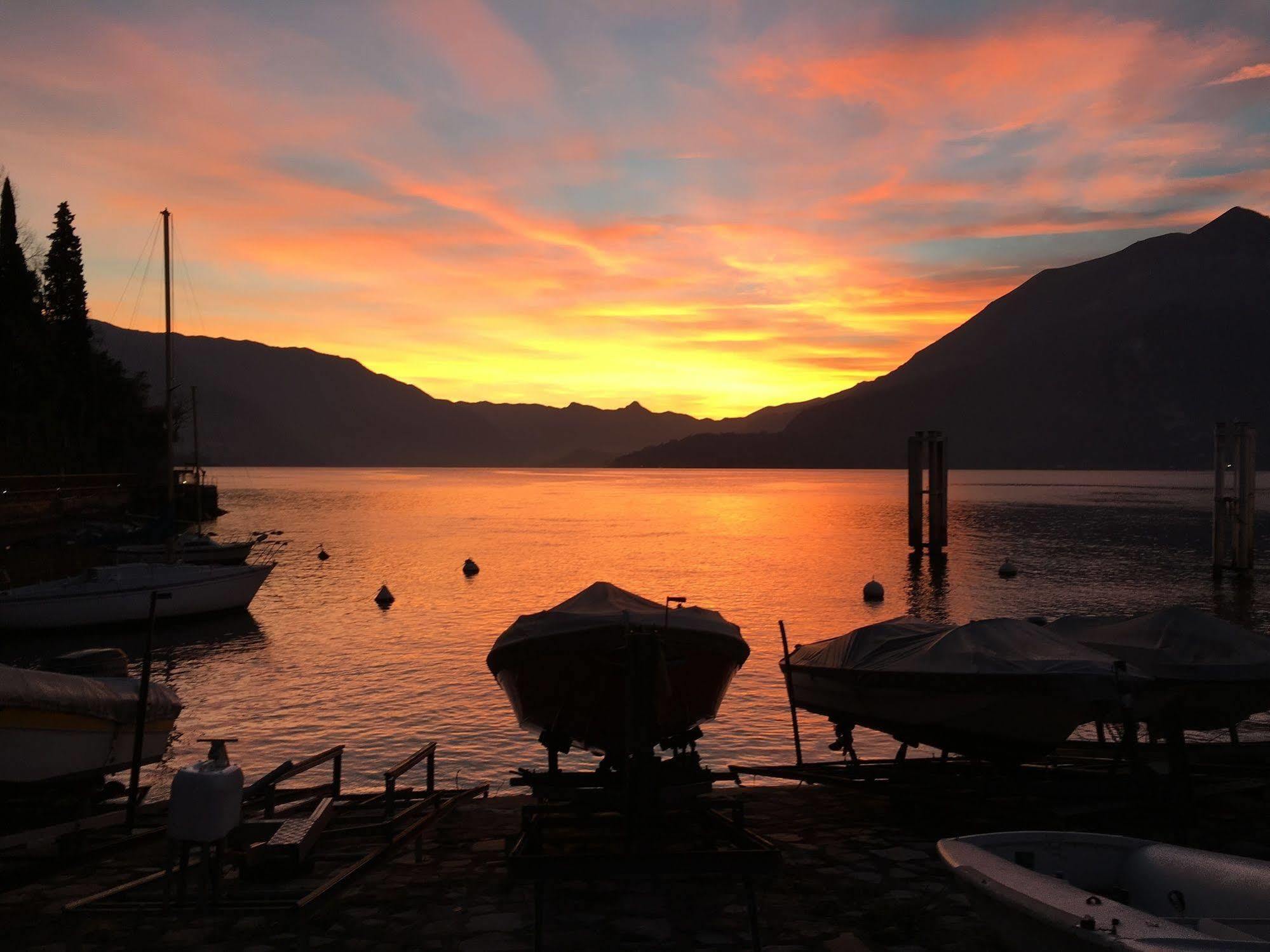 Hotel Montecodeno Varenna Exterior photo